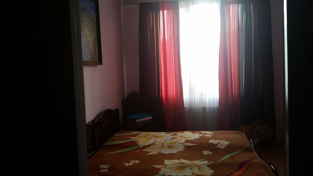 Hotel Mmg Tbilisi Pokoj fotografie