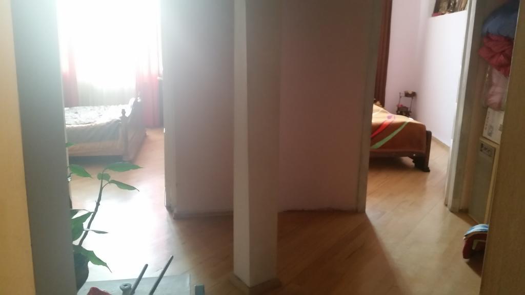 Hotel Mmg Tbilisi Pokoj fotografie