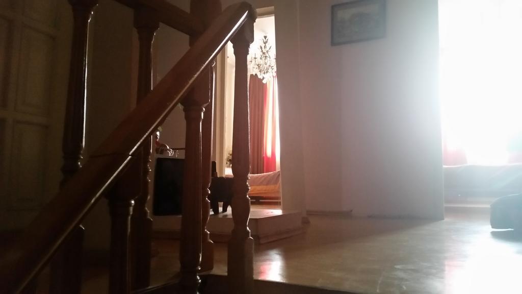 Hotel Mmg Tbilisi Pokoj fotografie